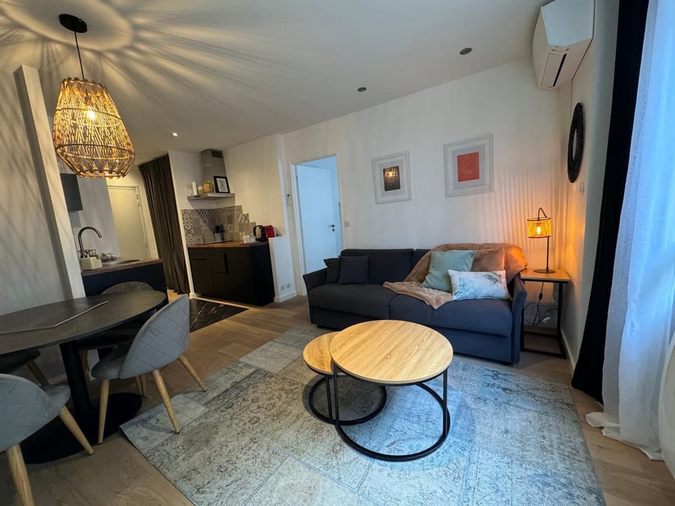 Seating area