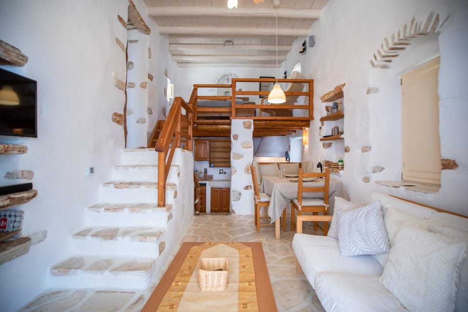 Venus Villa Apartment in Paros, Greece
