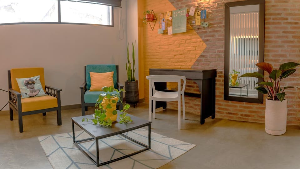 Seating area