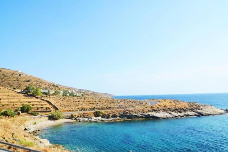 Sunset Villa with swimming pool at Tzia Villa in Kea-Kythnos