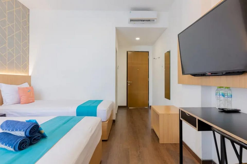 Bed, Bedroom