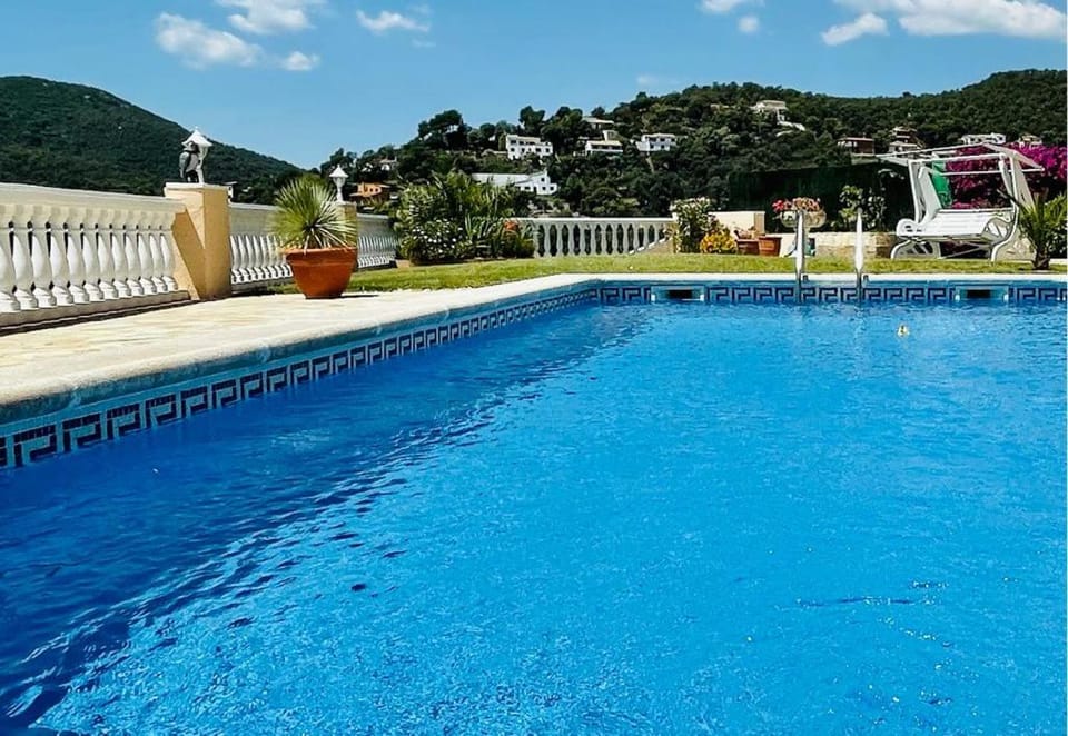 Villa reina by costabravaway Villa in Baix Empordà