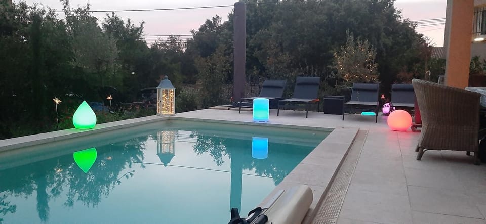 LA MAISON DU PONT DU GARD Bed and Breakfast in Provence