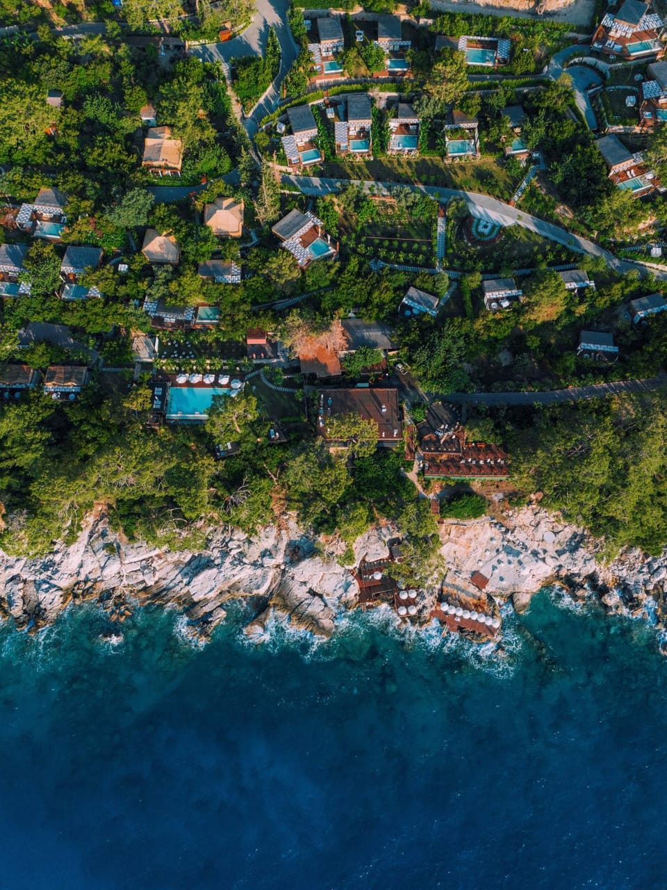 Property building, Natural landscape, Bird's eye view, Beach, Sea view