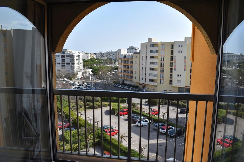 Balcony/Terrace, City view