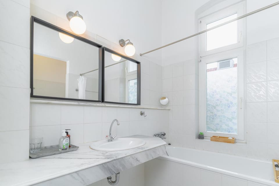 Shower, Bathroom, Bath