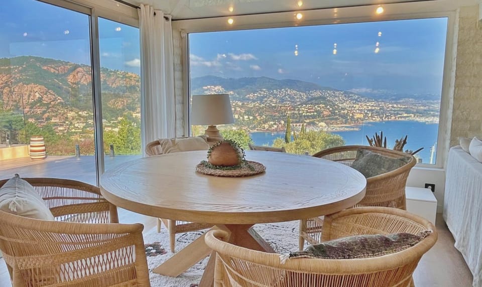 Dining area, Sea view
