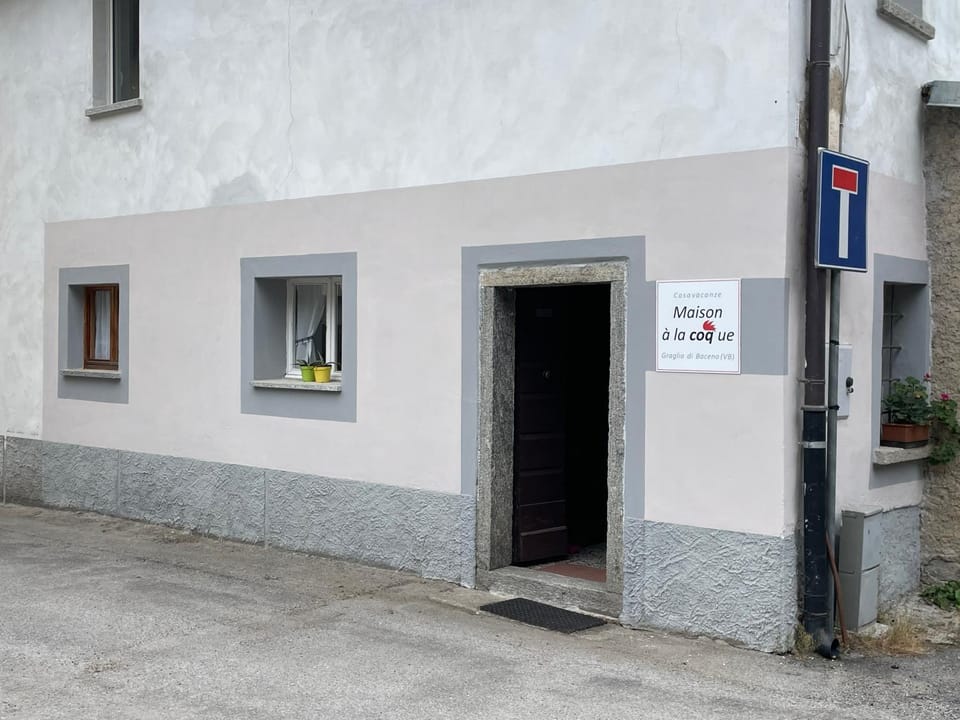 Maison à la coque House in Canton of Valais