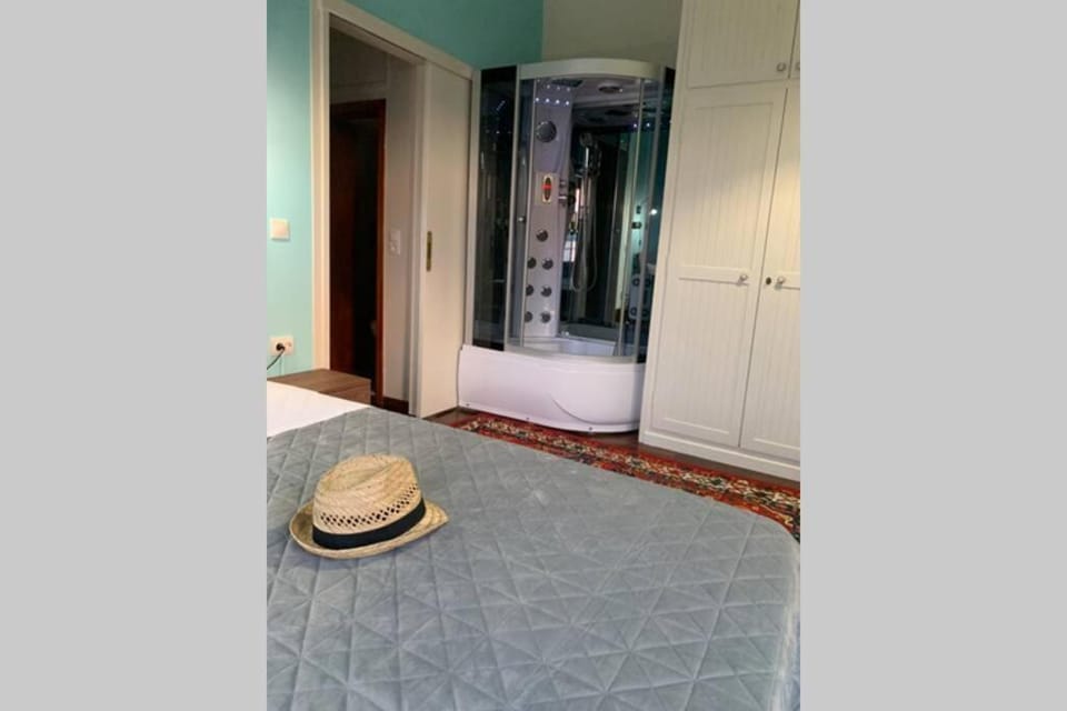 Bathroom, Bedroom