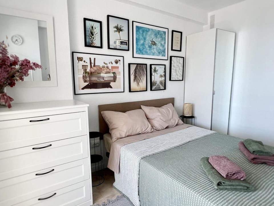 Bed, Photo of the whole room, Bedroom, towels, wardrobe