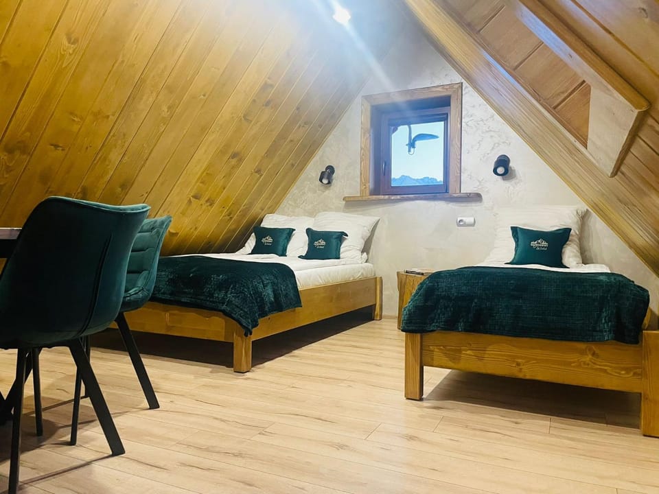 Bed, Living room, Photo of the whole room