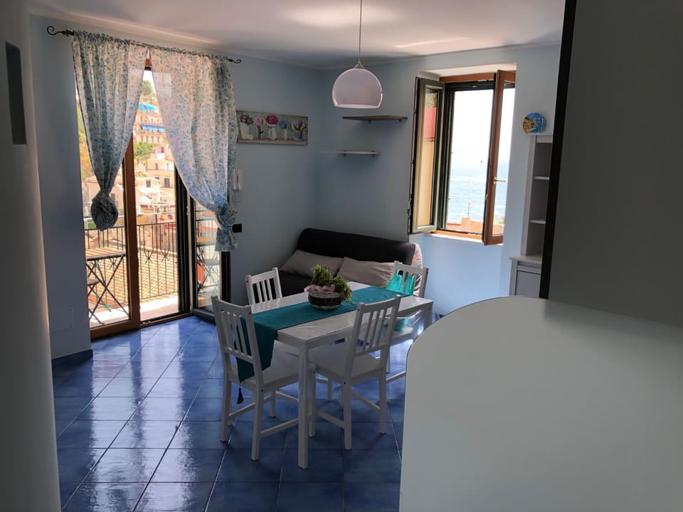 NEL BLU House in Cetara