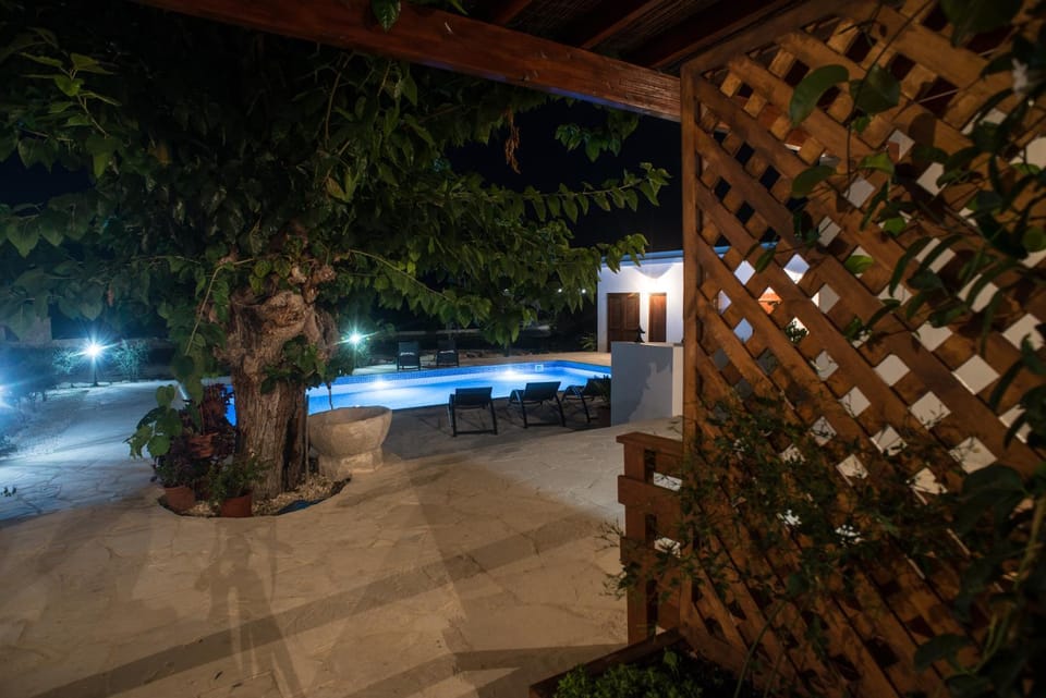 Night, Balcony/Terrace, Autumn, On site, Pool view