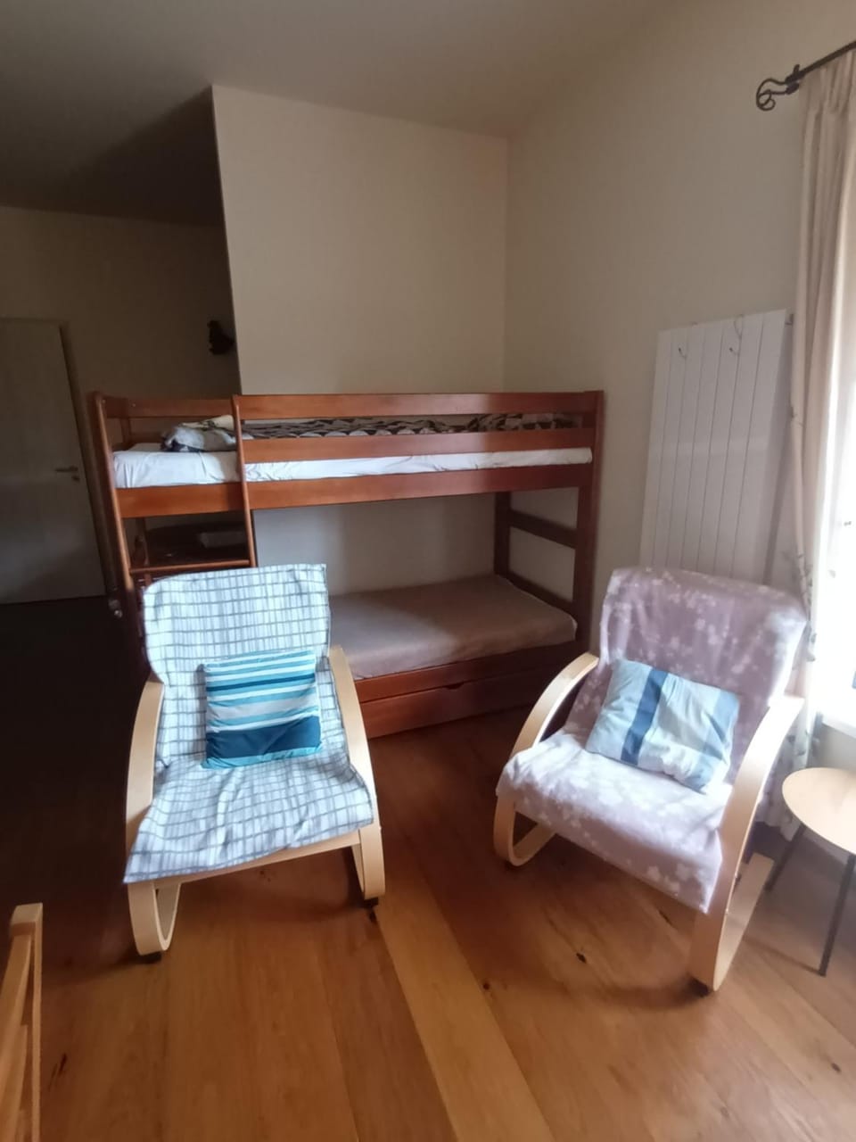bunk bed