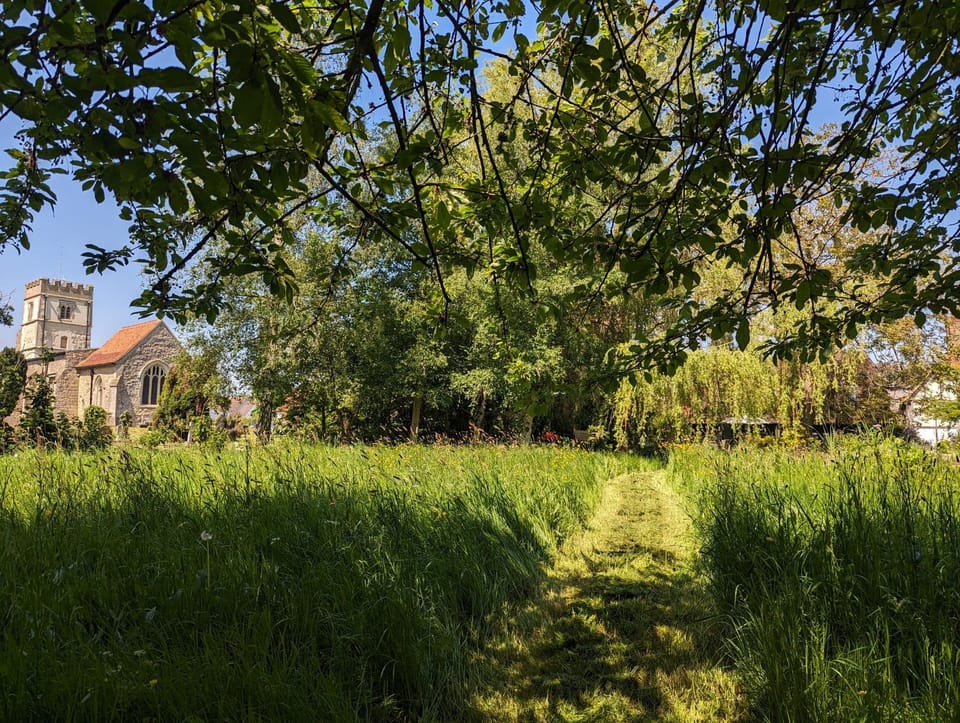 Cosy listed barn in peaceful country village House in Aylesbury Vale