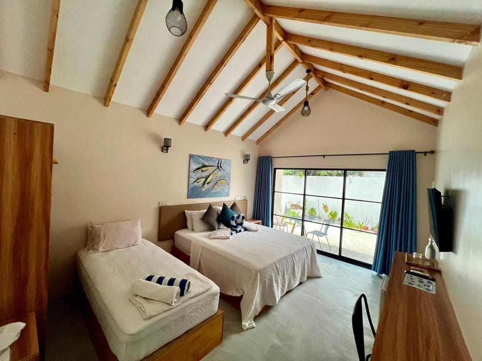 Property building, Bed, TV and multimedia, Garden view, Family, heating, oven, room service, safe, wardrobe, air conditioner