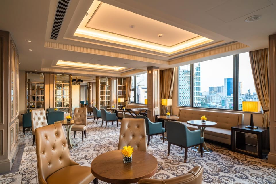 Lounge or bar