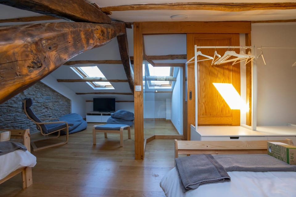 Photo of the whole room