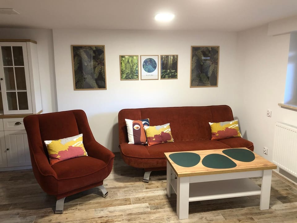 Living room, Seating area