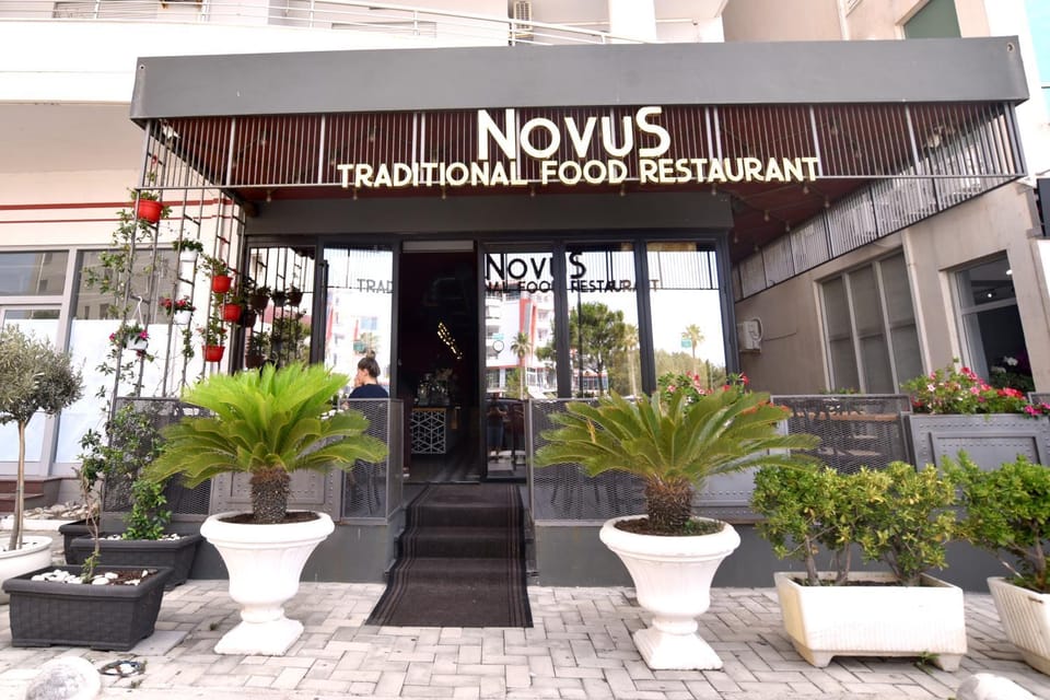 Restaurant/places to eat, Restaurant/places to eat, Neighbourhood
