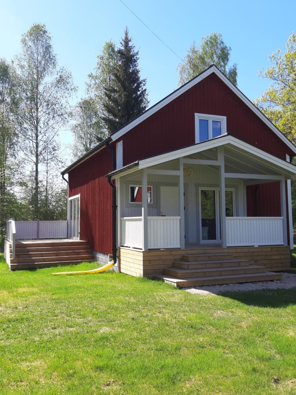 Facade/entrance, Garden