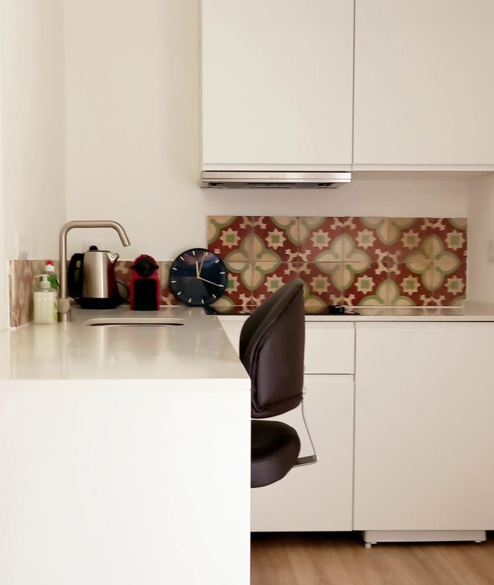 Coffee/tea facilities, Kitchen or kitchenette
