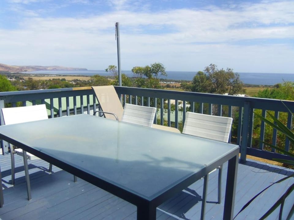 4 Robert Norman Street House in Carrickalinga