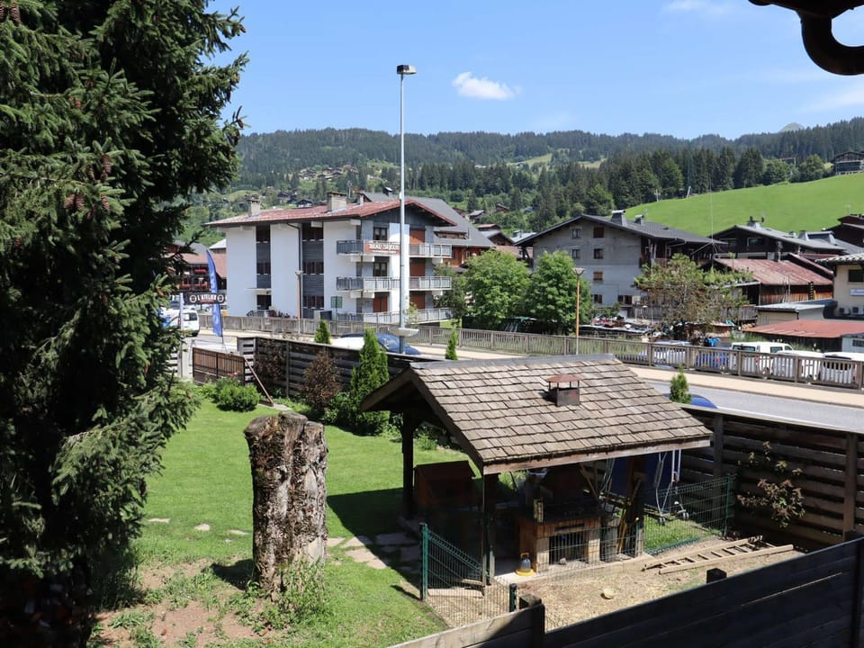 Studio neuf au cœur des Gets avec SPA, proche des pistes, parking et wifi inclus - FR-1-623-34 Apartment in Les Gets