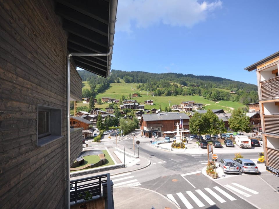 Appartement Haut Standing au Centre des Gets, Pied des Pistes, 6/8 Couchages, Terrasse, Services Inclus - FR-1-623-89 Apartment in Les Gets
