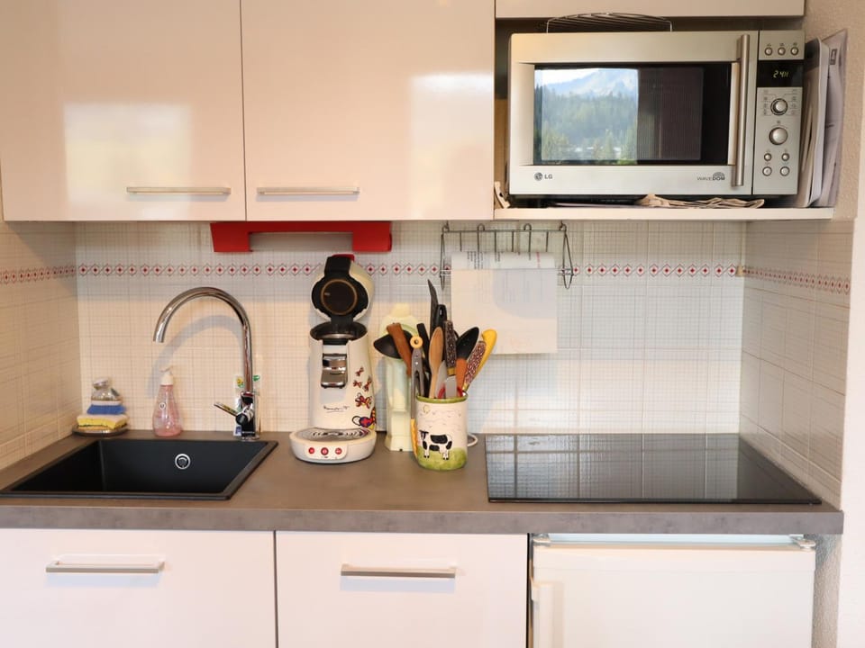Les Gets - Studio proche centre, pistes et commerces, parking couvert - FR-1-623-156 Apartment in Les Gets