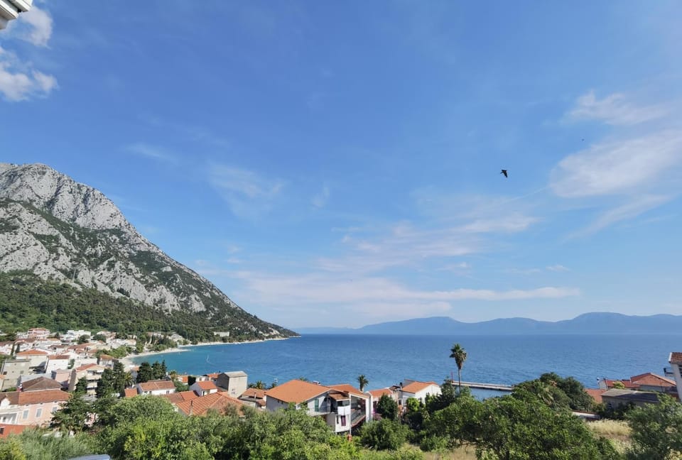 View (from property/room), Garden view, Mountain view, Sea view