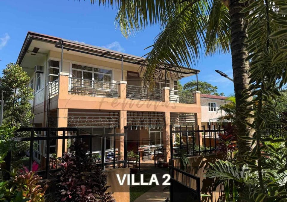 Facade/entrance, View (from property/room)