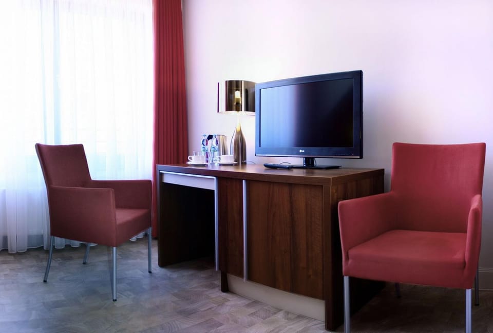 TV and multimedia, Seating area, internet
