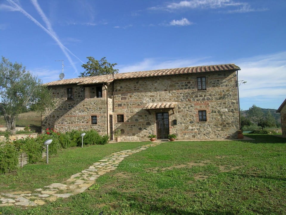 Property building, Facade/entrance, Garden