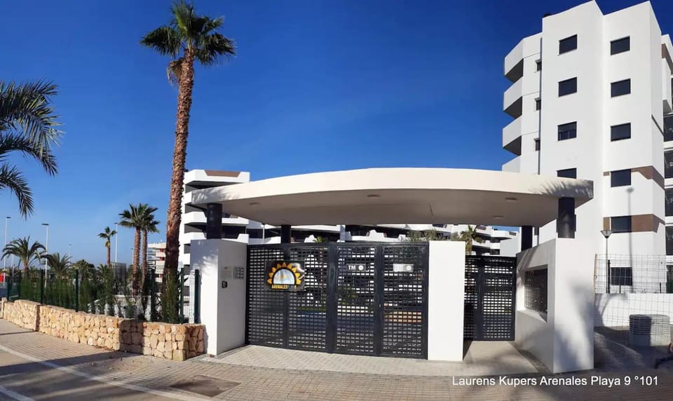 Beautiful apartment close to the sea Apartment in Alacantí