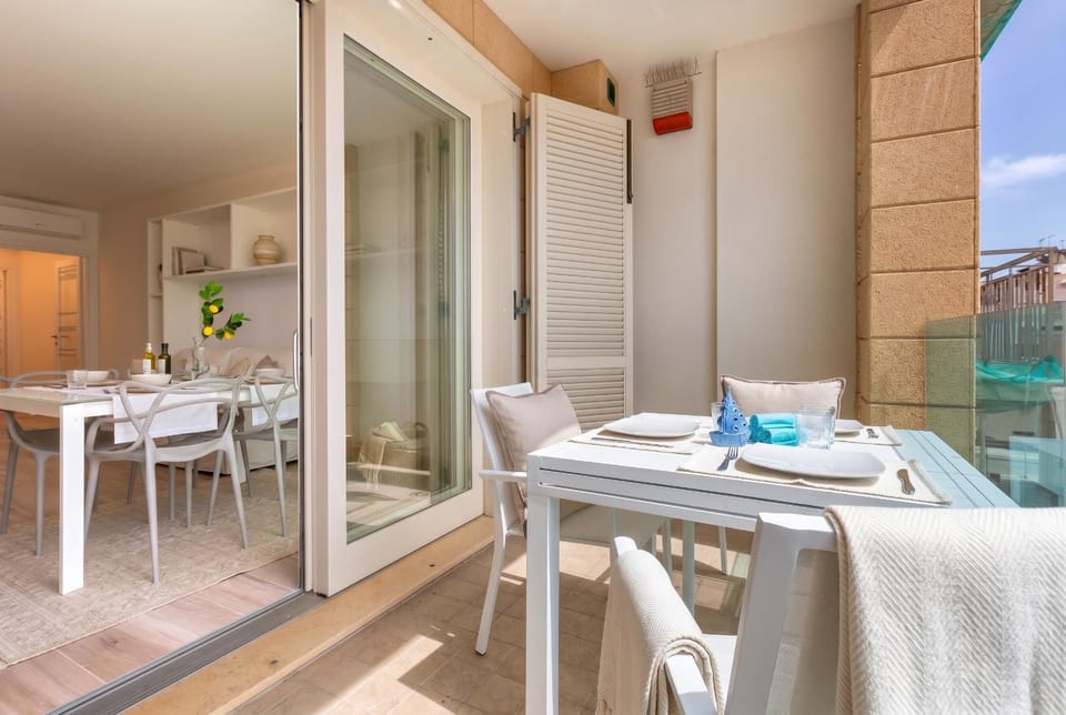 Patio, View (from property/room), Balcony/Terrace, Dining area