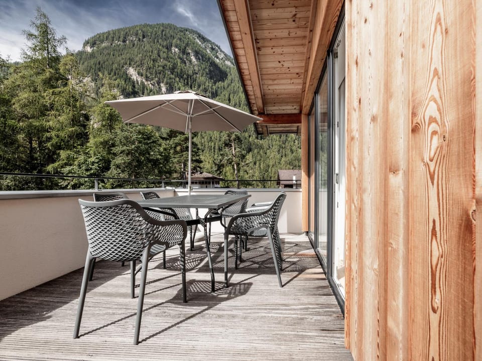 Natural landscape, View (from property/room), Balcony/Terrace, Mountain view