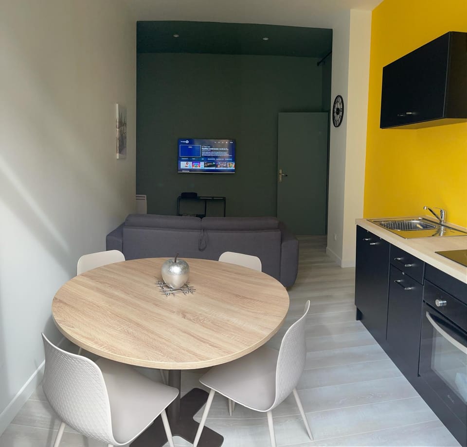 T2 Rez-de-chaussée 40 m2 Vals les bains linge de lit et de toilette non fournis Apartment in Provence