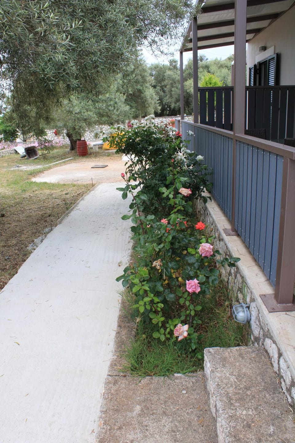 View (from property/room), Balcony/Terrace, Garden view, Inner courtyard view, acessibility