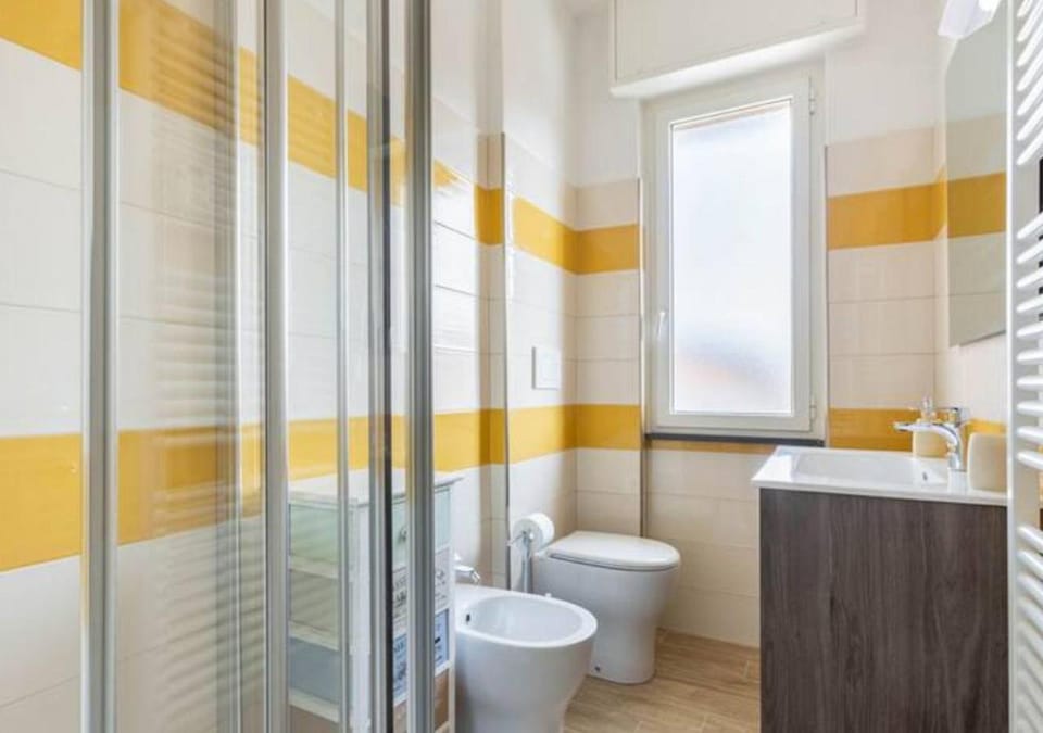 Shower, Toilet, Bathroom, bidet