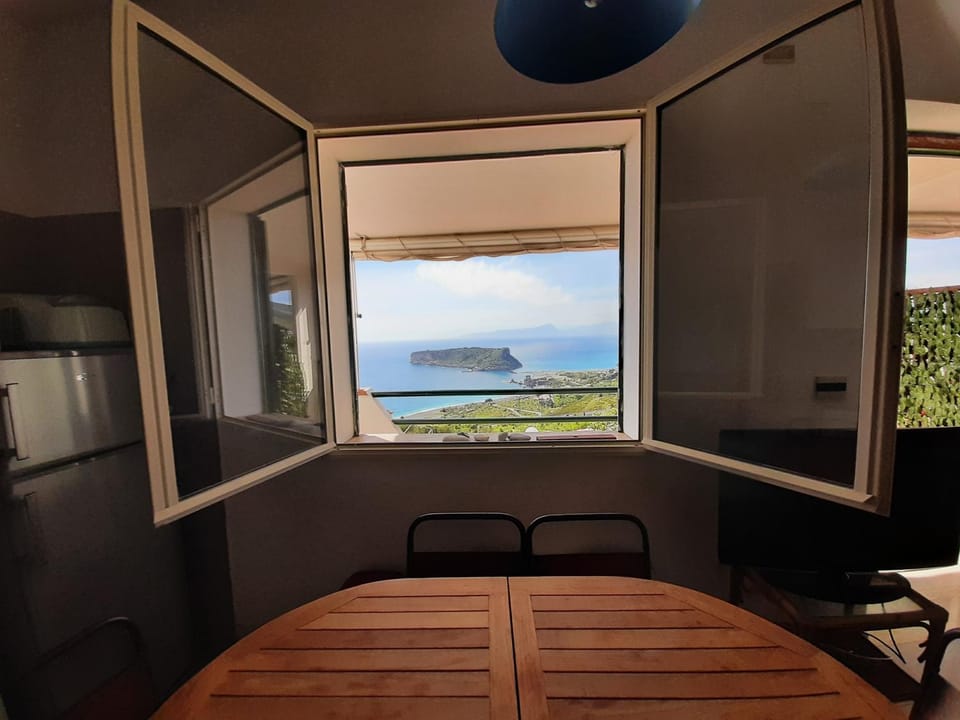 Natural landscape, Dining area, Sea view