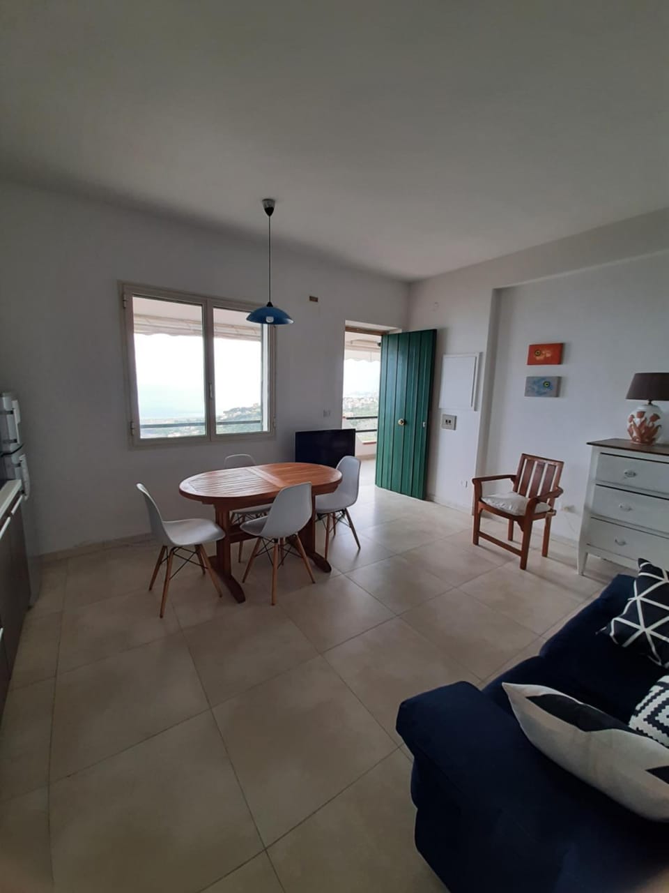 Communal lounge/ TV room, Living room, Lounge or bar, Seating area, Dining area