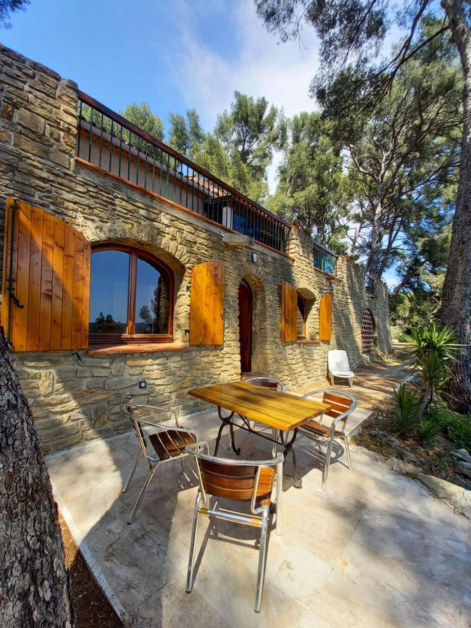 LES PINS Apartment in French Riviera