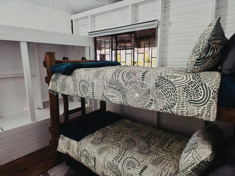 bunk bed
