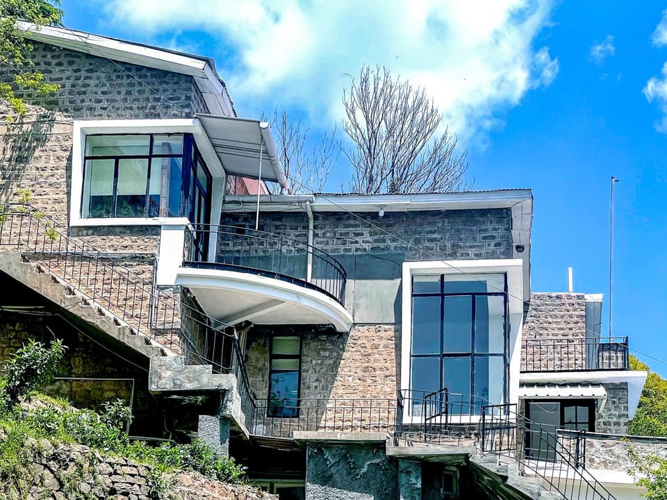 Property building, Day