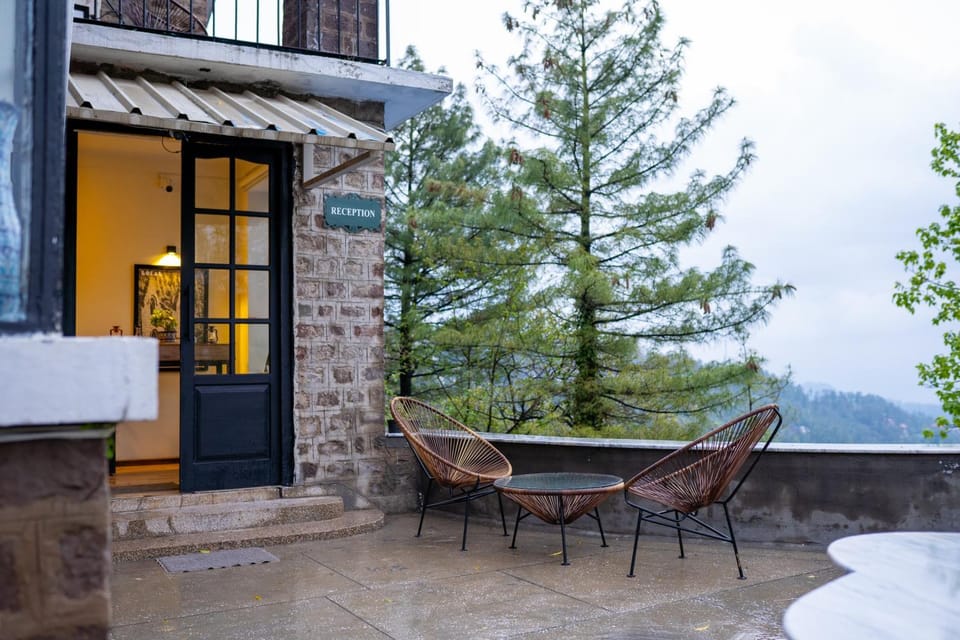 LOKAL Rooms x Murree Kashmir Point Hotel in Punjab
