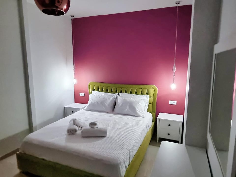 Epipleon Luxury Suites -108- Διαμέρισμα 85τμ δίπλα στη θάλασσα Apartment in Peloponnese, Western Greece and the Ionian