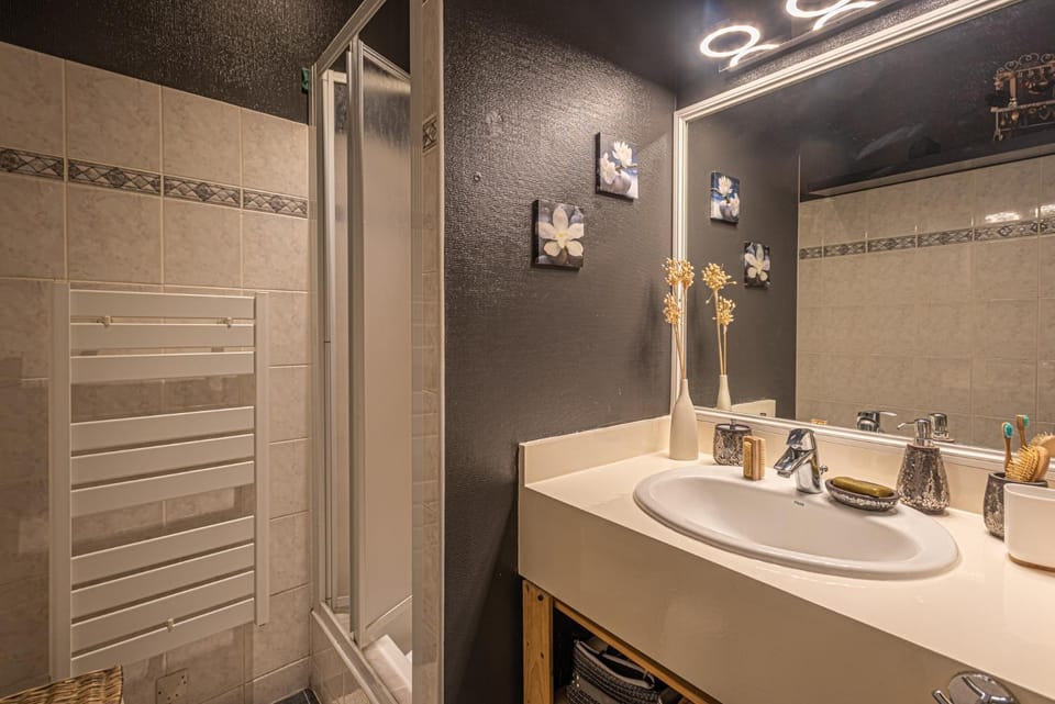 Bathroom, Other