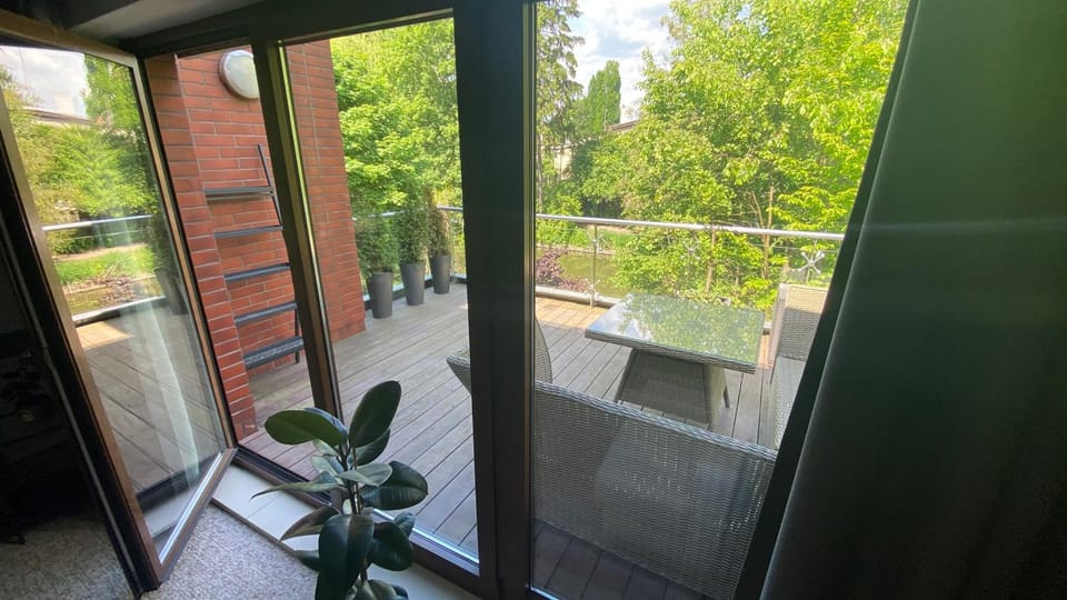 Apartament nad jeziorem Drwęckim z dużym tarasem Apartment in Poland