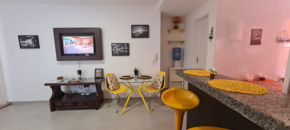 Casa de Praia - Pet Friendly - 50m da praia - Churrasqueira - Mobiliada - Wi-fi - Estacionamento, Monte Alto-Arraial do Cabo Apartment in State of Rio de Janeiro